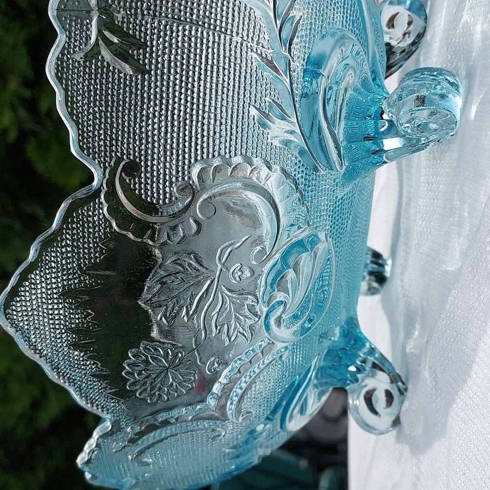 Vintage Jeannette mid century Pressed Glass Blue Footed Hombre  Compote Bowl MCM - Picture 3 of 17